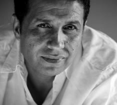 نور الدين لخماري